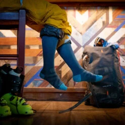 Darn Tough Women's RFL Ultra-Light Ski Socks 5 Darn Tough Women's RFL Ultra-Light Ski Socks -Best Ski Equipment Shop 2023 Darn Tough WMN RFL UL Ski Sock TEAL 3