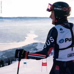 Shred Carbon Arm Guards 10 Shred Carbon Arm Guards -Best Ski Equipment Shop 2023 SHRED Carbon Arms 4